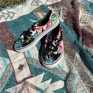 Vans Tropical Floral Low-Top Sneakers - Black/Pink/Green